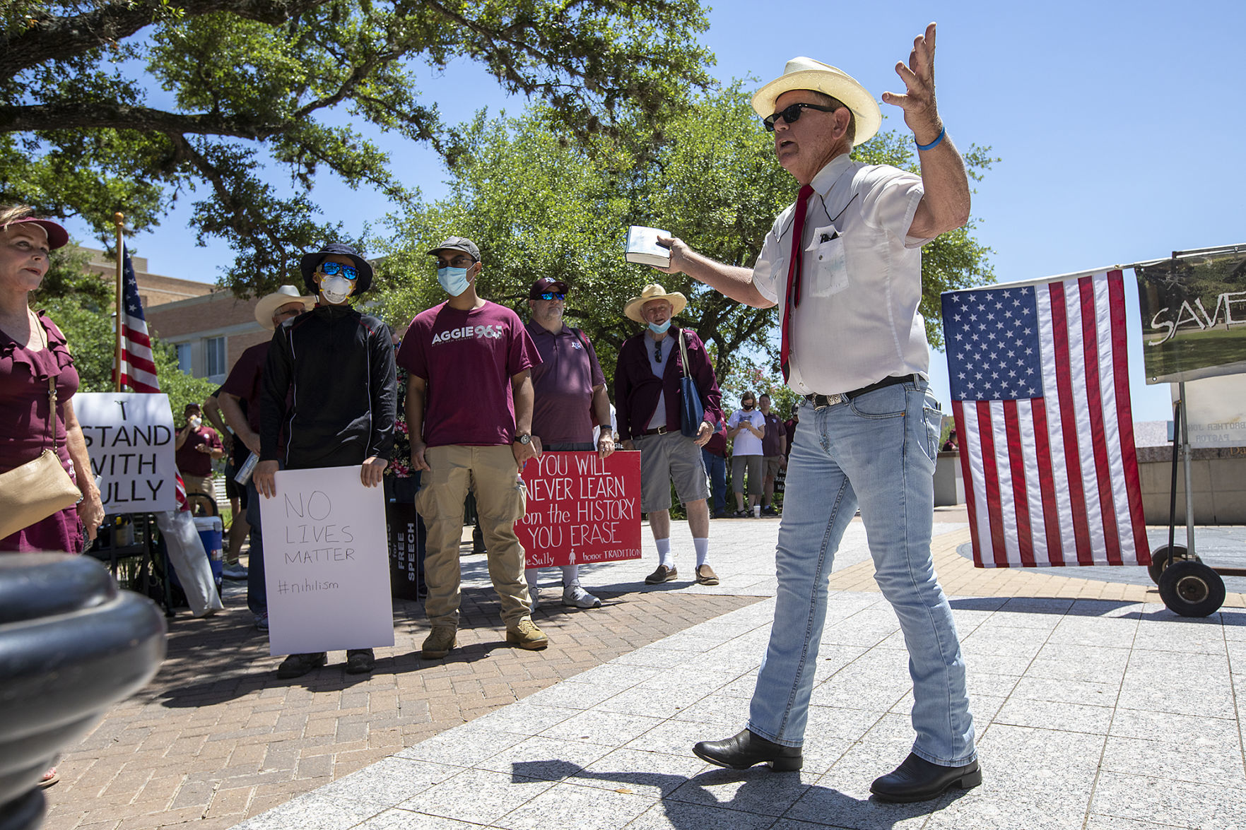 Sul Ross statue demonstrations